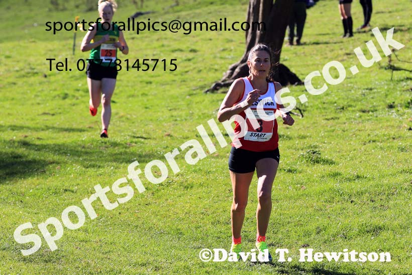 Senior and Masters Women, 2022 NECAA Cross Country Relays, Thornley Hall Farm, Peterlee, County Durham, October 15th. Photo: David T. Hewitson/Sports for All Pics
